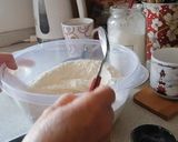 Foto del paso 1 de la receta: Pan amasado con chicharrones como en el campo chileno