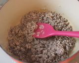 A picture of step 2 of Kids-friendly Rice and Dry Curry.