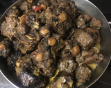 Foto del paso 5 de la receta: Rabo de toro de lidia al vino tinto