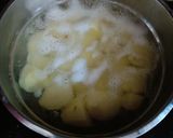 A picture of step 1 of Masala baby potatoes.