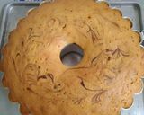 Foto langkah ke 8 dari resep Marble Cake.