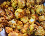 A picture of step 4 of Taro (Masala Arbi).