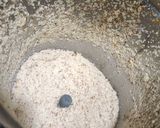 A picture of step 2 of Badam Milkshake.