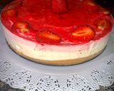 Foto del passaggio 8 della ricetta Cheesecake alla fragola bicolore