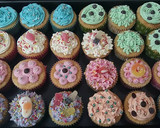 Foto del paso 7 de la receta: Cupcakes con buttercream de colores