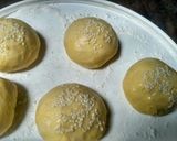 Foto langkah ke 3 dari resep Roti Goreng Labu Kuning.