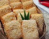 Foto langkah ke 7 dari resep Roti Goreng Wijen.