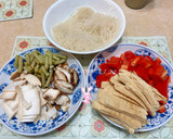 簡單的米粉料理🍜素炒米粉🥢的食譜步驟1照片