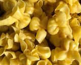 Foto del paso 1 de la receta: Pasta de paquetitos de champiñón y trufa, con txistorra a la sidra
