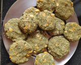 A picture of step 6 of Palak corn cutlets / spinach corn cutlets.