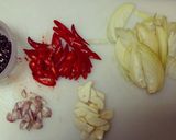 Foto langkah ke 2 dari resep Tumis Brokoli Wortel Jagung Muda.