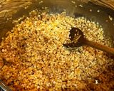 Gombapörkölt tarhonyával recept fázis 5 fotója