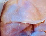 A picture of step 1 of Chicken with Sherry.