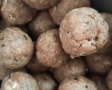 Gambar langkah 6 resipi Meatballs In Creamy Sauce.