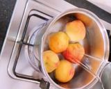 A picture of step 1 of Refreshing homemade peach juice😋.