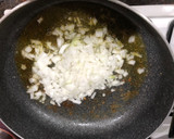Foto del paso 2 de la receta: Alas de pollo en salsa a la hortelana