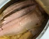 Foto del paso 3 de la receta: Ensalada de ventresca, con tomate, aceitunas y lechuga roble de l’ hortet