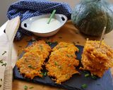 Foto del passaggio 7 della ricetta Frittelle di zucca con aromi