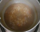 A picture of step 5 of Maggi manchow soup.