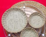 A picture of step 6 of Bajra Jowar Tarts with Gajar Halwa.