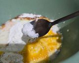 Foto langkah ke 4 dari resep Kue Sarang Laba Laba Coklat.