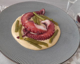 Foto del paso 5 de la receta: Pulpo sobre crema de patatas