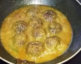 A picture of step 3 of Banana flower(mocha)kofta curry.