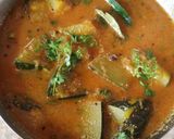 A picture of step 4 of Red pumpkin curry.