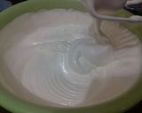 Foto langkah ke 3 dari resep (1.10) Bolu Susu Lembang Kukus.