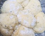 A picture of step 4 of Parsley Naan bread.
