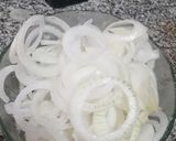 Foto del paso 1 de la receta: Tarta de cebolla tomate y queso 🍅 🧅 🧀