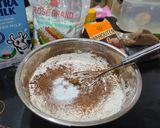 Foto langkah ke 3 dari resep Choco Mochi Lava Cake.