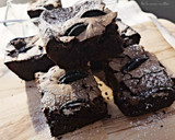 Foto del paso 13 de la receta: Brownie de oreo
