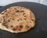 A picture of step 5 of Dal Paratha.