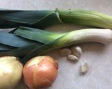 Hagymakrémleves recept fázis 1 fotója