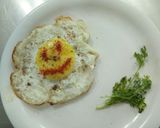 A picture of step 5 of Sunny side up.