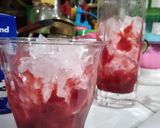 Foto langkah ke 4 dari resep Strawberry Korean Milk.