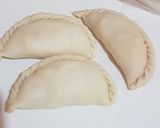 Foto del paso 3 de la receta: Empanadas al horno de jamón, queso y huevo 🥟