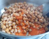 Foto del paso 3 de la receta: Garbanzos con acelgas 🌿🇵🇪