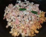 A picture of step 3 of Creamy Garlic Mushroom.