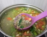Foto langkah ke 4 dari resep Soto Daging Sapi Kuah Bening.