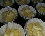Foto langkah ke 5 dari resep Cheese Custard Muffin.
