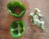Foto del paso 2 de la receta: Pimiento relleno (chile morrón) 🫑✨