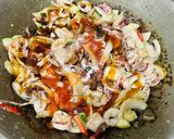 Foto langkah ke 5 dari resep Cumi Asam Manis Saus Tiram.