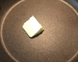 Foto del paso 2 de la receta: Huevo revuelto con queso parmesano