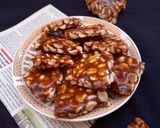 A picture of step 6 of Ground nut chikki.