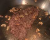 A picture of step 4 of Bavette Schalotts.