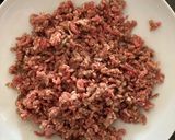 A picture of step 1 of Cheat meal: bacon and mushroom burger patties.