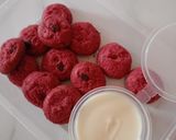 Foto langkah ke 4 dari resep Red Velvet Mini Cookies.