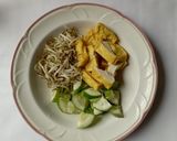 Foto langkah ke 5 dari resep Rujak Taoge Tahu.
